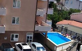 Apartments Vila Adrijana & Fitness Studio Wolf Bv